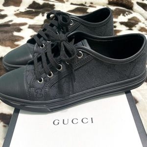 Women black Gucci size 8 sneakers